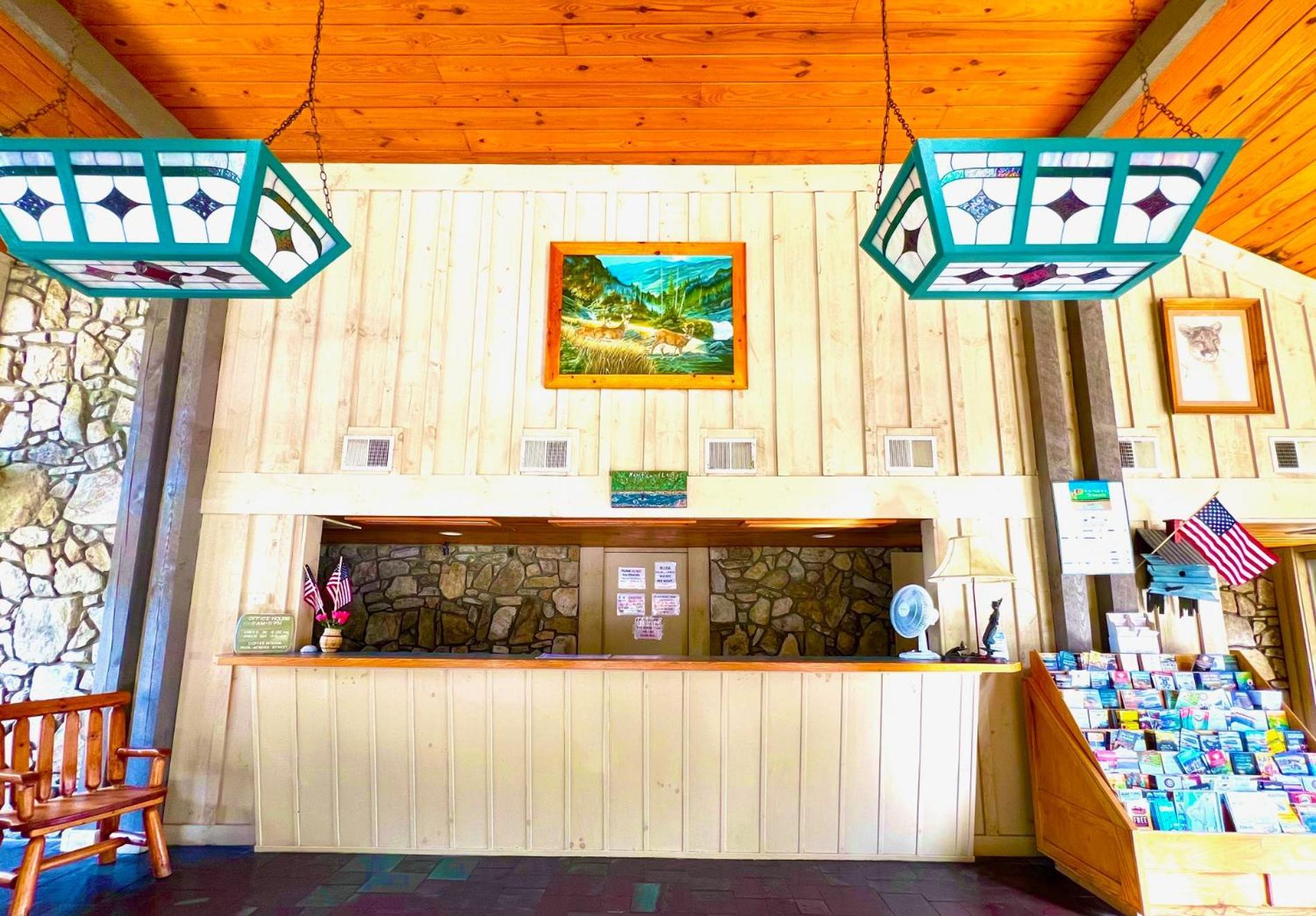 Newfound Lodge On The River Cherokee Ngoại thất bức ảnh