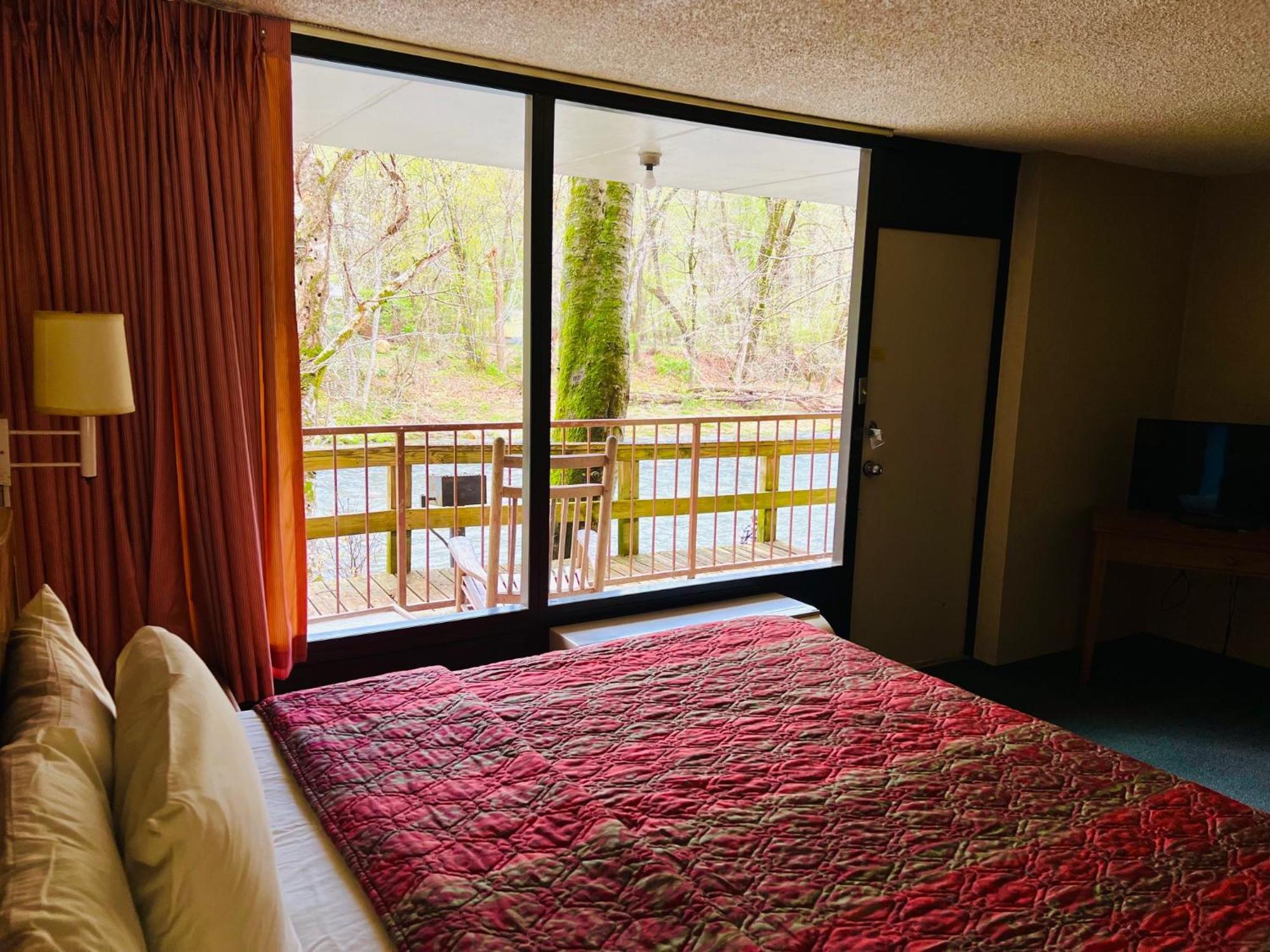 Newfound Lodge On The River Cherokee Ngoại thất bức ảnh